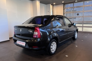 RENAULT LOGAN