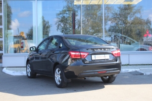 LADA VESTA