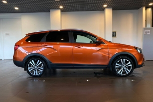 LADA VESTA