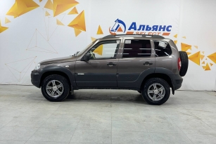 CHEVROLET NIVA