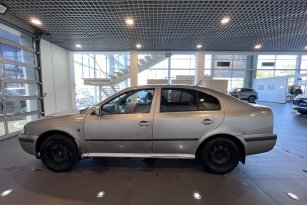 SKODA OKTAVIA