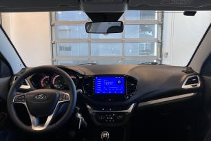 LADA VESTA