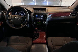 TOYOTA CAMRY