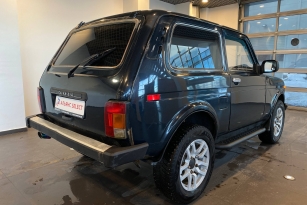 LADA 2121 (4X4)