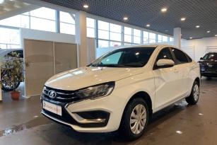 LADA VESTA