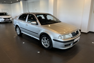 SKODA OKTAVIA