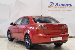 MITSUBISHI LANCER 1.6
