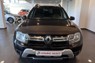 RENAULT DUSTER