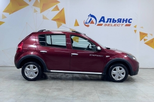 RENAULT SANDERO