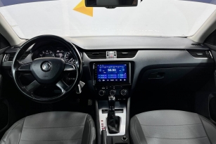 SKODA OKTAVIA