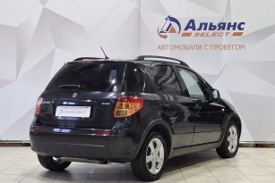 SUZUKI SX4
