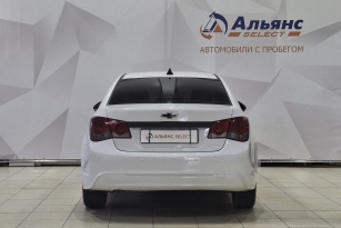 CHEVROLET CRUZE