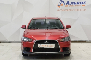 MITSUBISHI LANCER 1.6