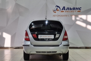 SUZUKI LIANA