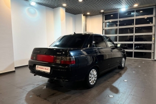 LADA 2110