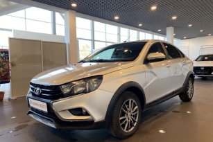 LADA VESTA SW CROSS