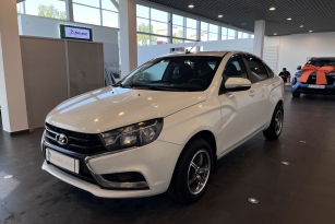 LADA VESTA