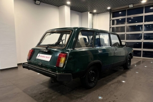 LADA 2104