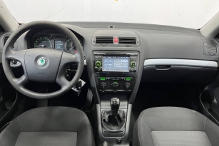 SKODA OKTAVIA