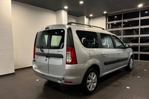 LADA LARGUS