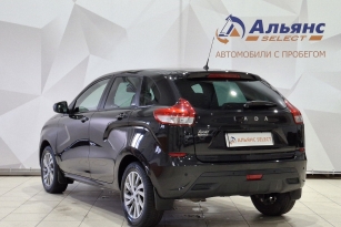 LADA XRAY