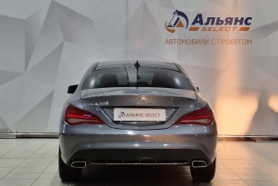 MERCEDES-BENZ CLA