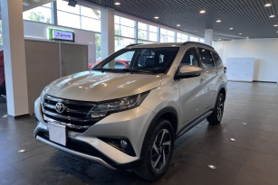 TOYOTA RUSH