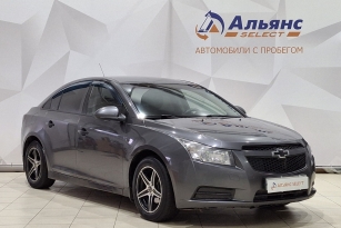 CHEVROLET CRUZE
