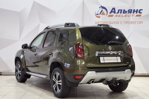 RENAULT DUSTER