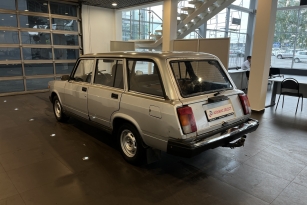 LADA 2104