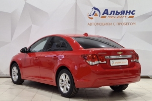 CHEVROLET CRUZE