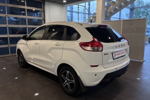 LADA XRAY