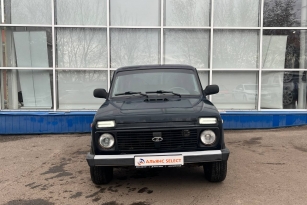 LADA 2121