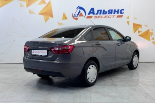 LADA VESTA