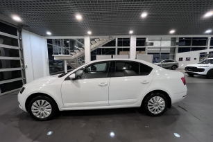 SKODA OKTAVIA