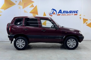 CHEVROLET NIVA