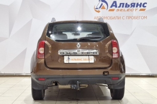 RENAULT DUSTER