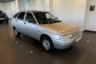 LADA 2112
