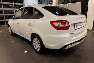 LADA GRANTA