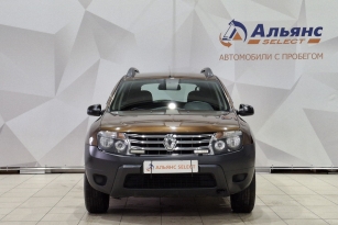 RENAULT DUSTER