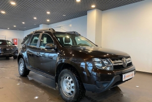 RENAULT DUSTER