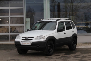 CHEVROLET NIVA