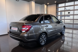 LADA GRANTA