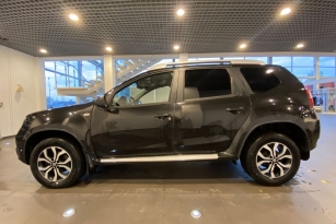 NISSAN TERRANO