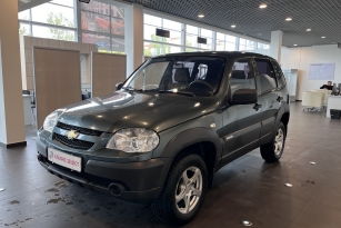 CHEVROLET NIVA