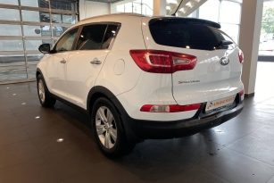 KIA SPORTAGE S