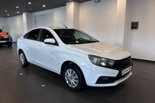 LADA VESTA