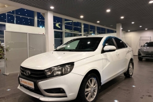 LADA VESTA