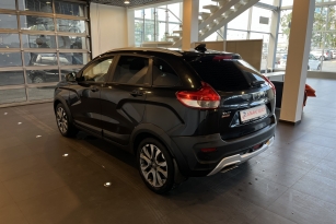LADA XRAY