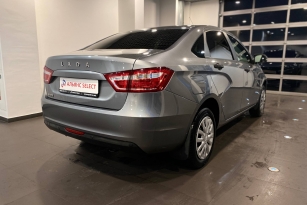 LADA VESTA